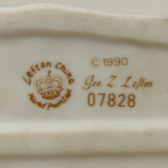 LEFTON figurine children with dog carrying Xmas tree - Picture 5 of 5